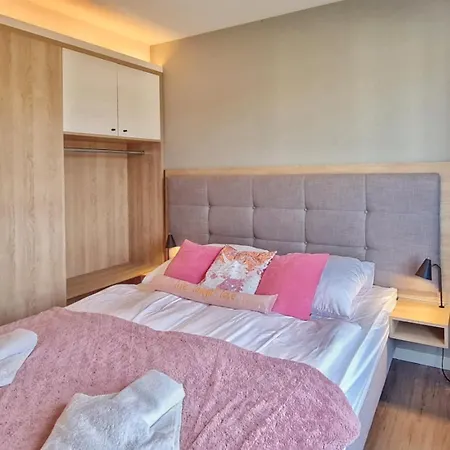 Holidayhomepl Bel Mare 308c Z Sypialnia I Balkonem Miedzyzdroje